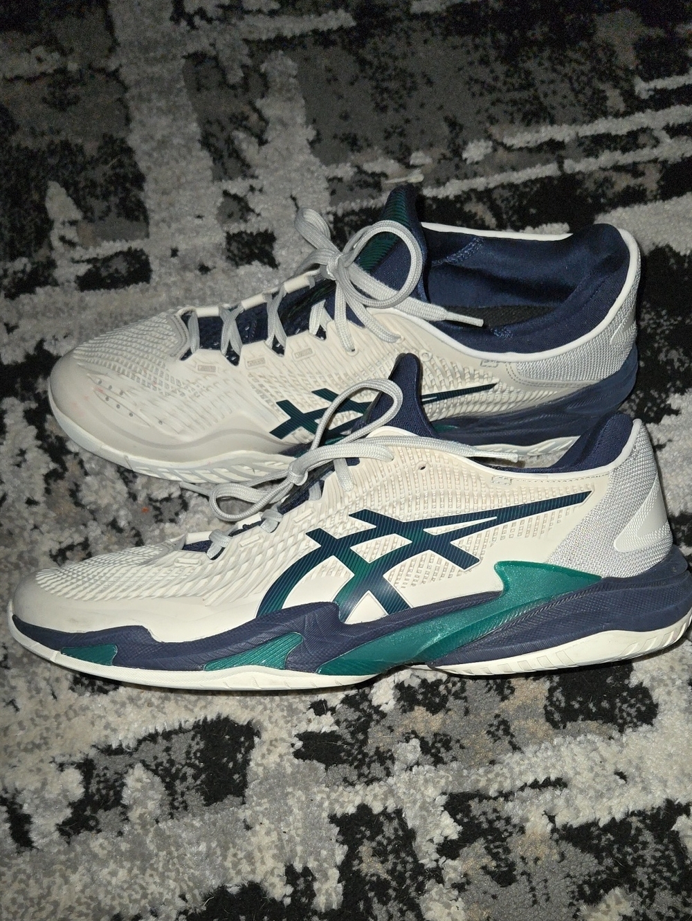 ASICS Men’s White Navy & Teal Performance Sneakers